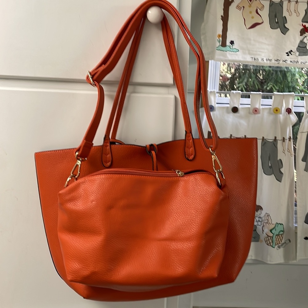 Tote bag with additional handbag. Faux leather - Picture 3 of 6